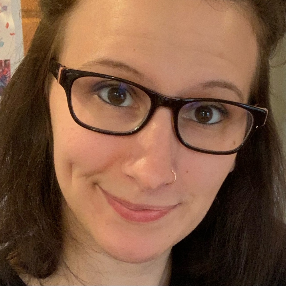 Meet your Posher, Makenzie